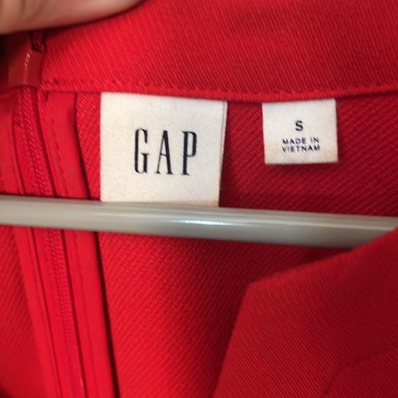 Red Shift Gap Dress - Picture 2 of 6